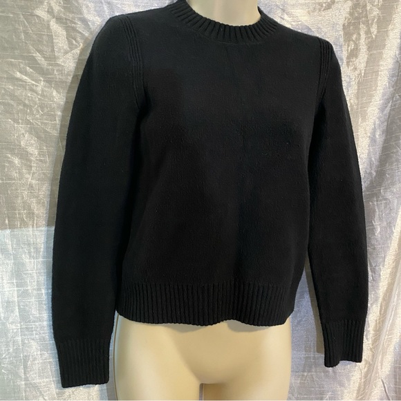 Banana Republic crew neck sweater, very soft/stretchy SZ S GUC no fabric tag - Picture 1 of 6